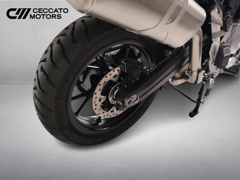 BMW F 750 GS Triple Black Abs