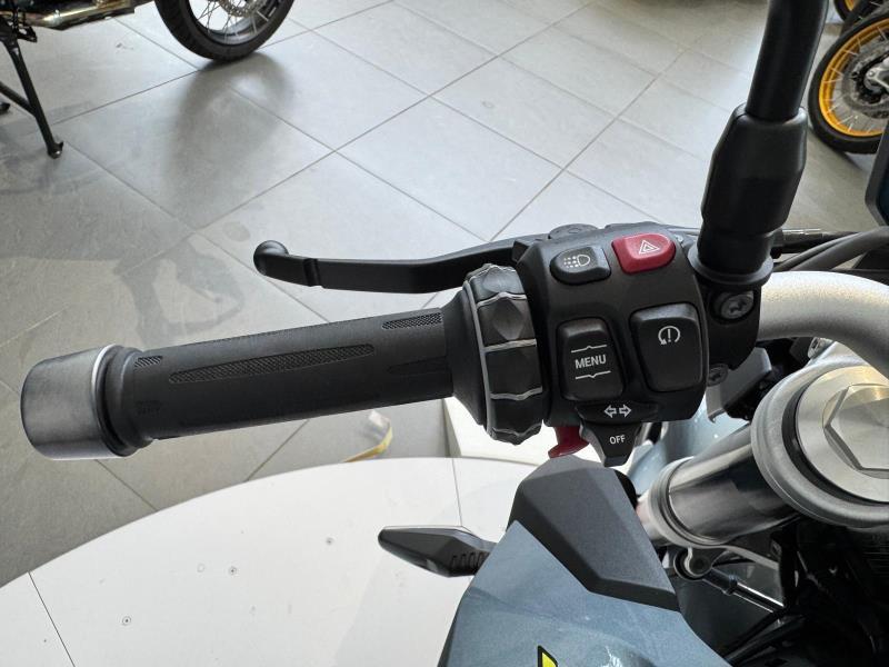 BMW F 900 R 70kw Abs