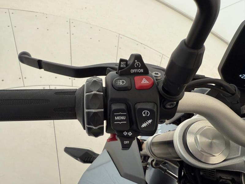 BMW F 900 R 70kw Abs