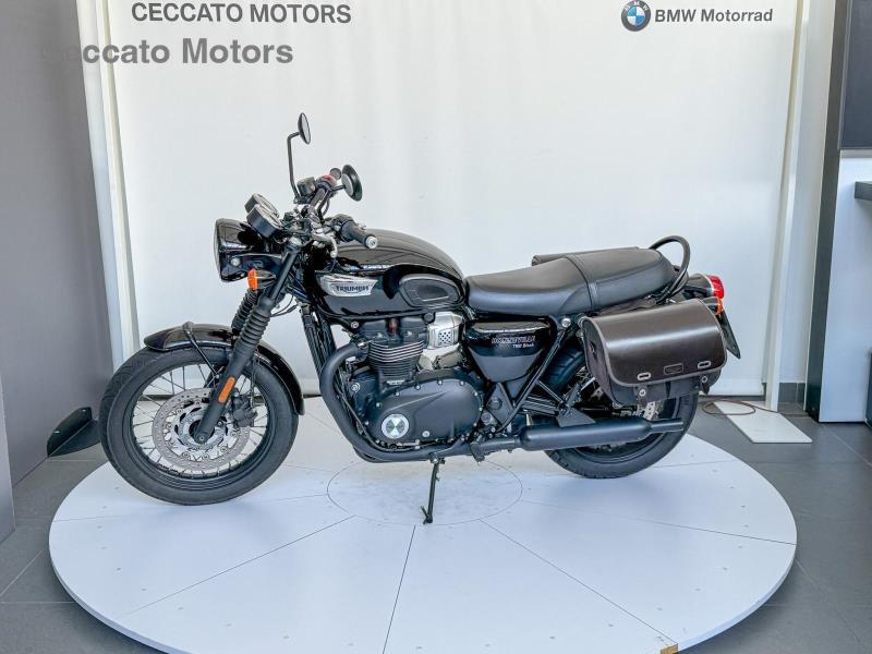TRIUMPH Bonneville 900 T100 Black