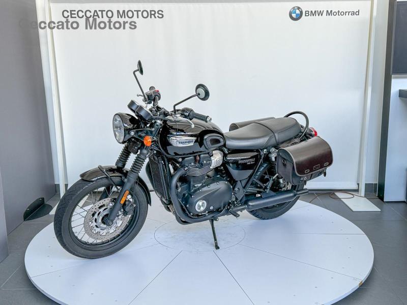 TRIUMPH Bonneville 900 T100 Black