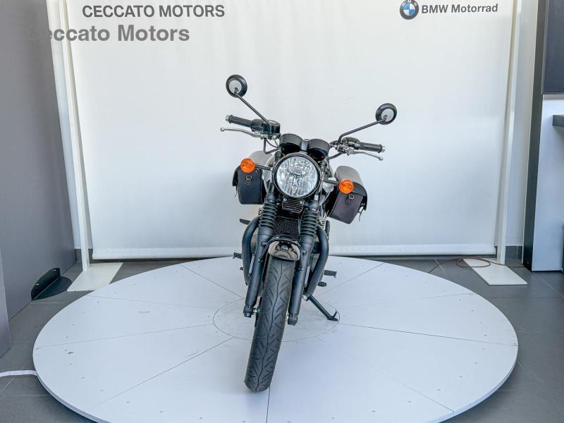 TRIUMPH Bonneville 900 T100 Black