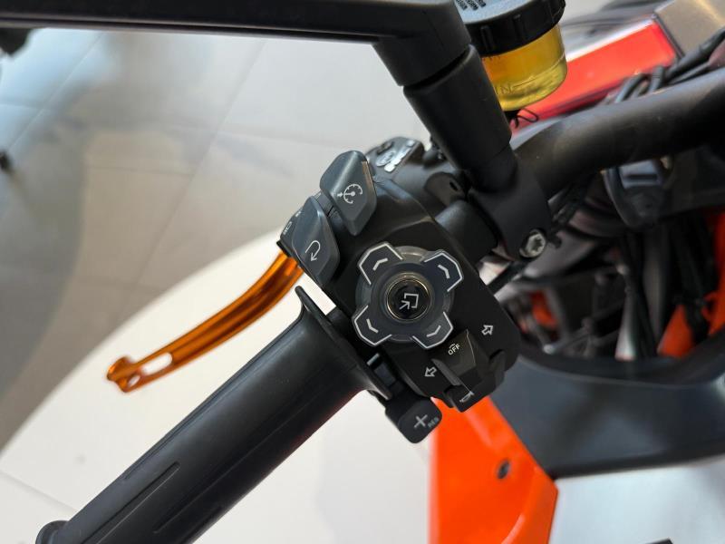 KTM 1290 Super Duke R Evo