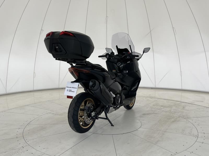 YAMAHA T-Max 560 Tech Max Abs