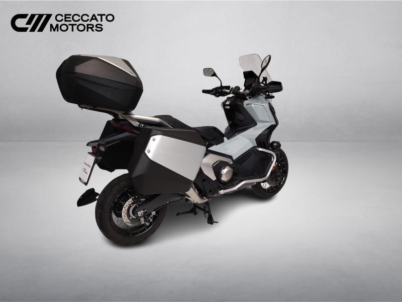 HONDA X-ADV 750 DCT Travel Abs