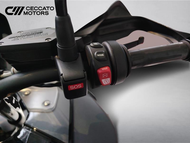 BMW R 1250 GS Adventure Triple Black Abs