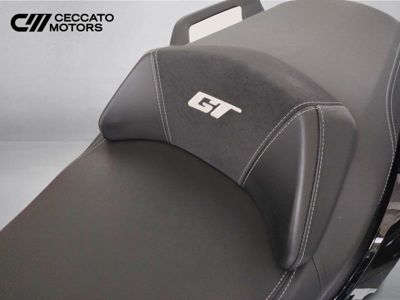 BMW C 400 GT Triple Black Abs