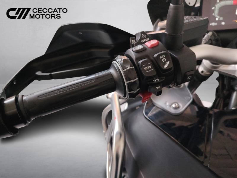 BMW R 1200 GS Adventure Triple Black Abs