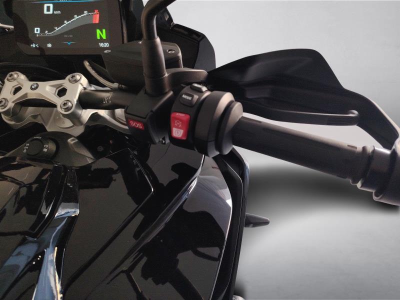 BMW S 1000 XR Triple Black Ab