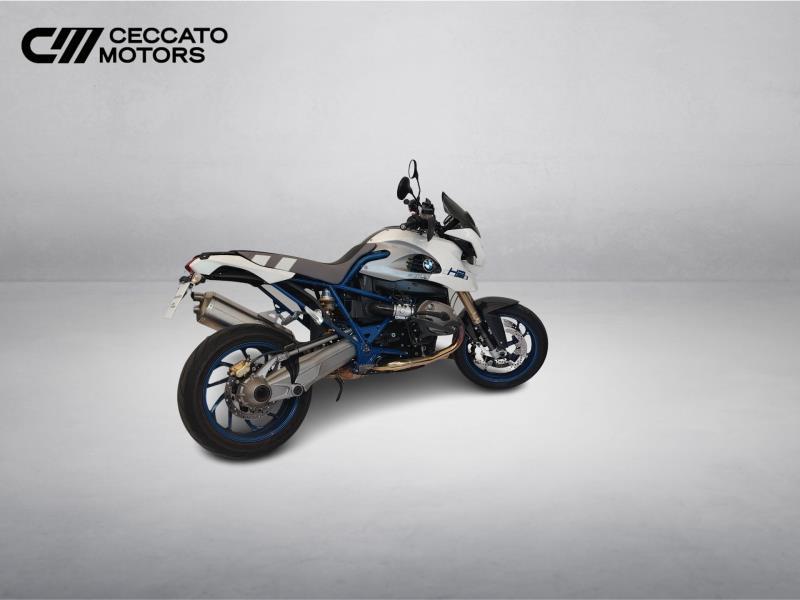 BMW HP2 1200 Megamoto