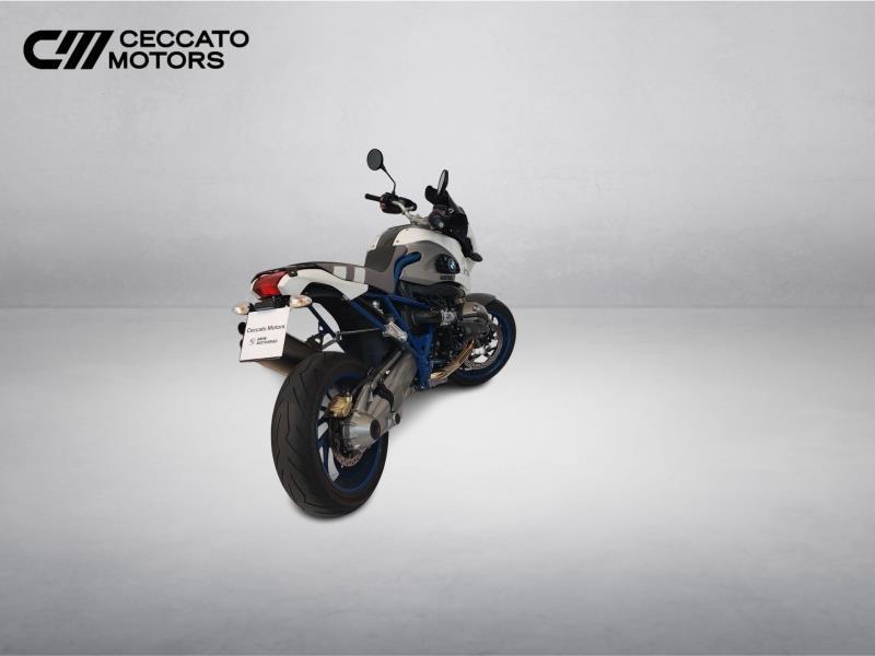 BMW HP2 1200 Megamoto