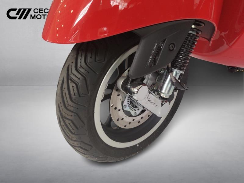 VESPA Vespa GTS 300 hpe Super Abs
