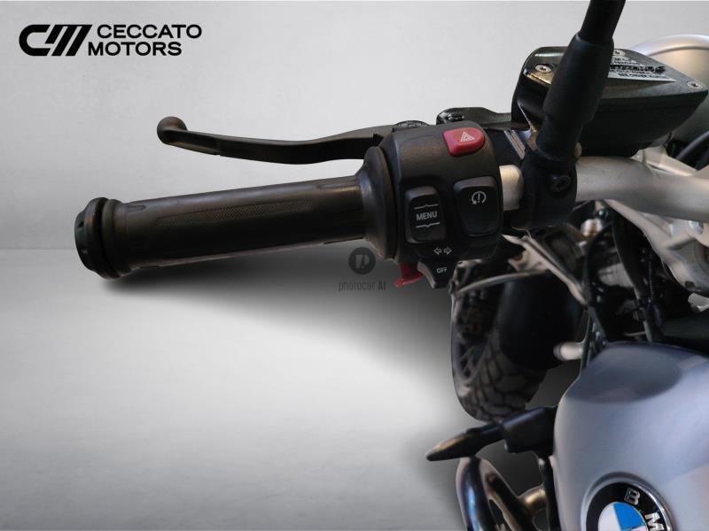 BMW R 1200 nineT ScrambleAbs