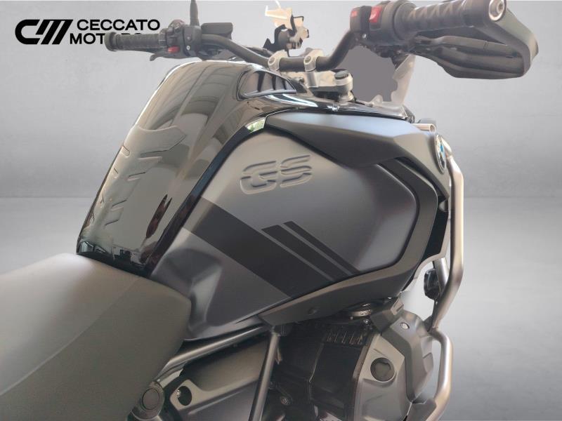 BMW R 1250 GS Adventure Triple Black Abs