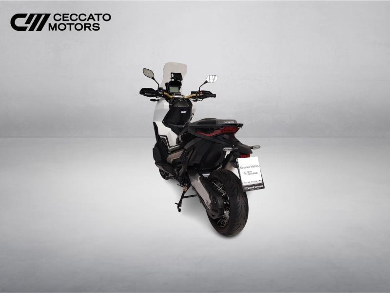 HONDA X-ADV 750 DCT Abs
