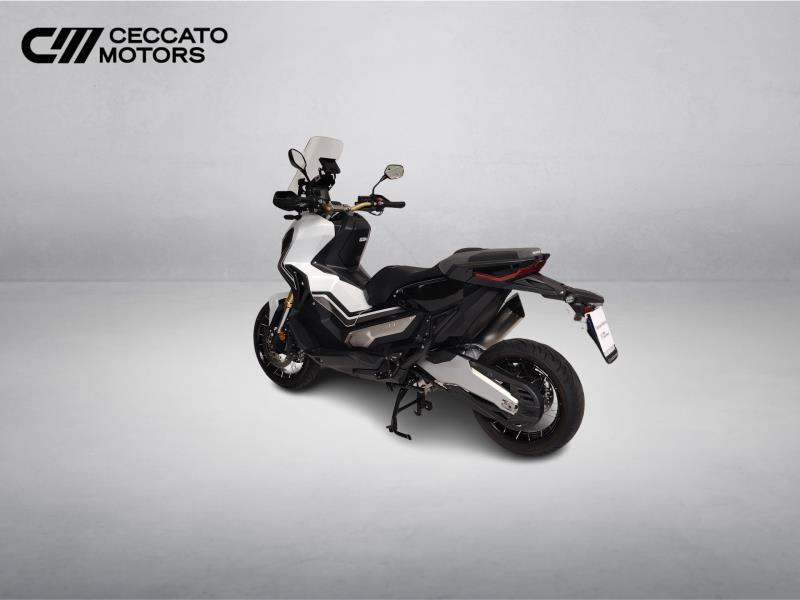HONDA X-ADV 750 DCT Abs