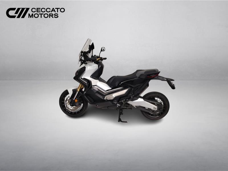 HONDA X-ADV 750 DCT Abs
