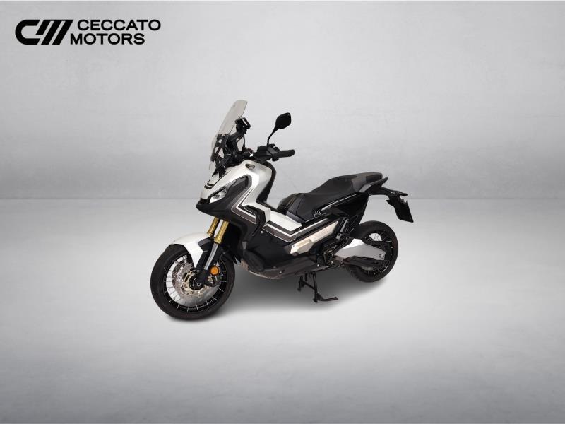 HONDA X-ADV 750 DCT Abs