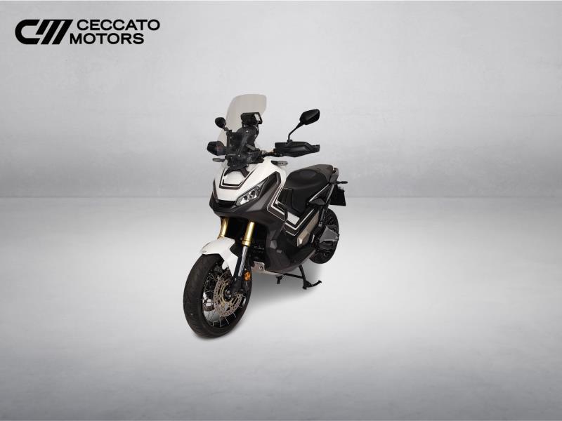 HONDA X-ADV 750 DCT Abs