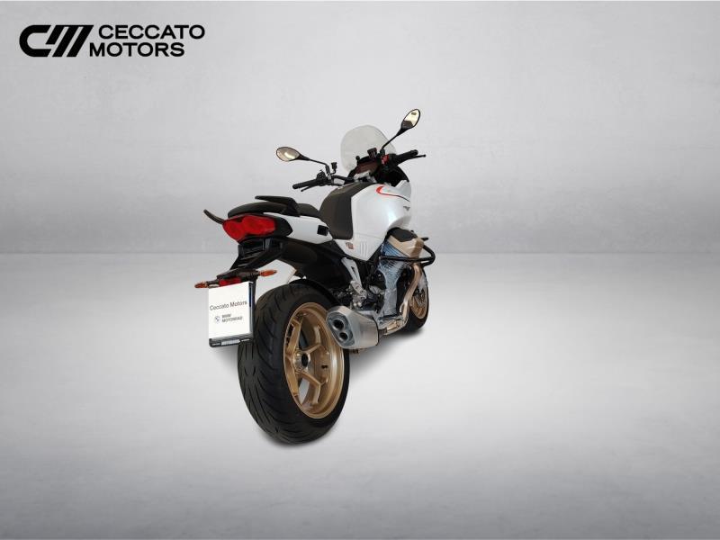 MOTO GUZZI V100 Mandello