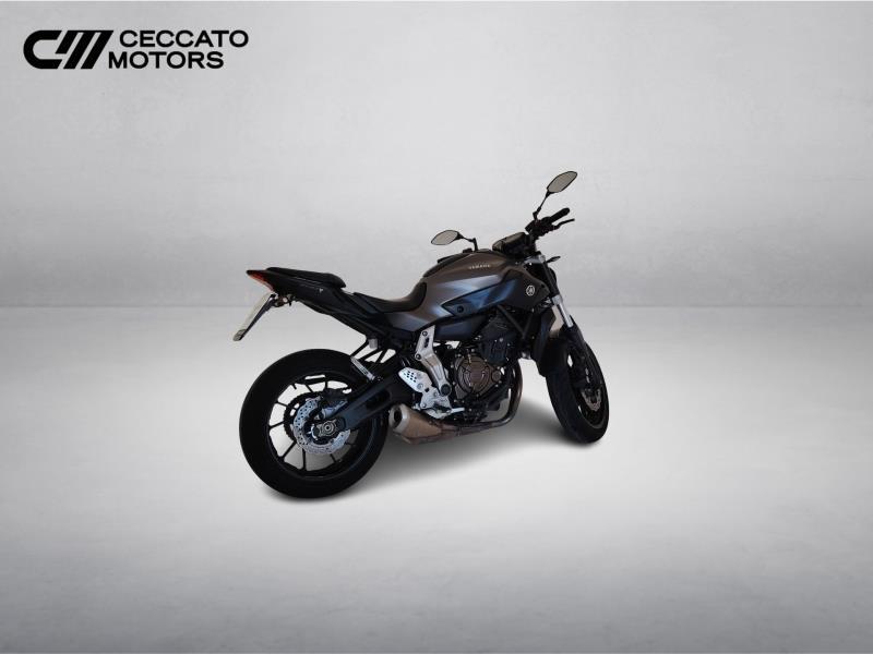 YAMAHA MT-07 690 Abs
