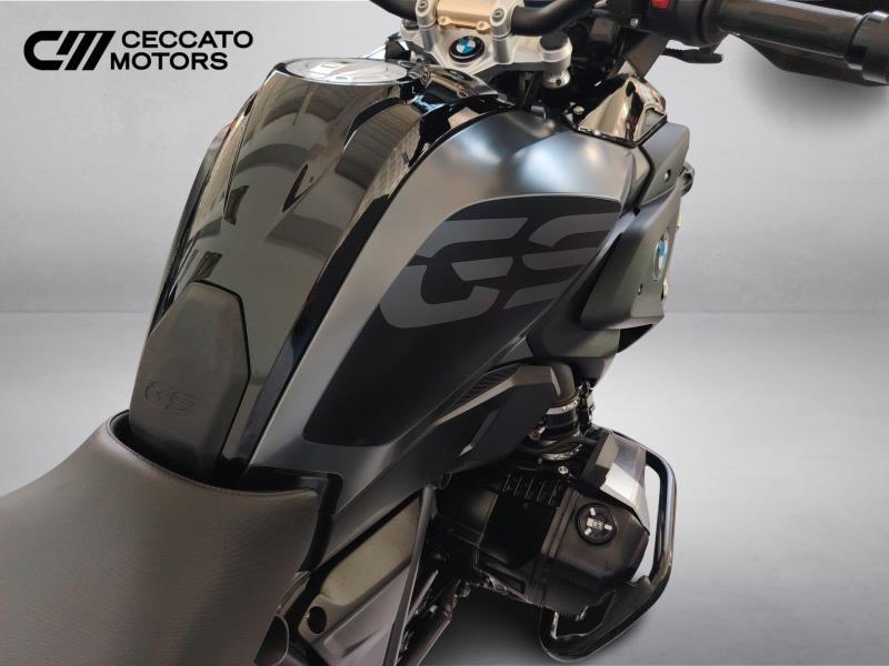 BMW R 1250 GS Triple Black Abs
