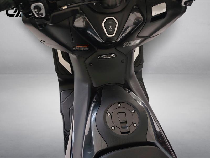 YAMAHA T-Max 560 Tech Max Abs