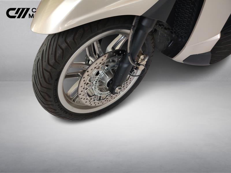 PIAGGIO Beverly 400 hpe abs-asr