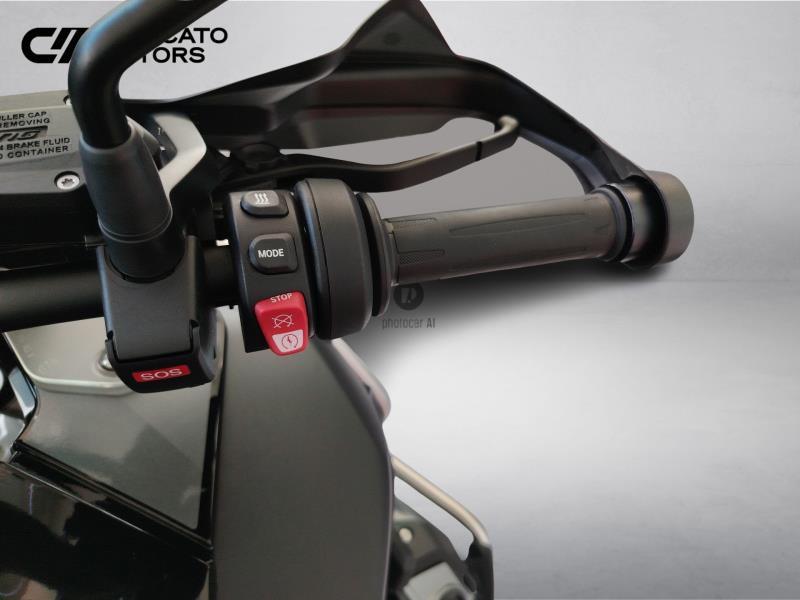 BMW R 1250 GS Adventure Triple Black Abs