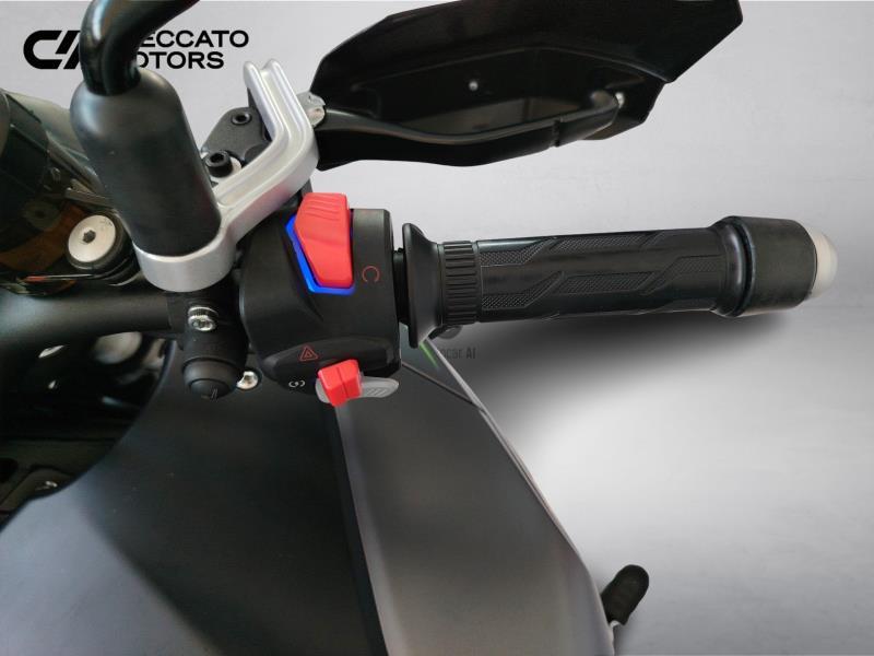 QJ MOTOR SRT 700 