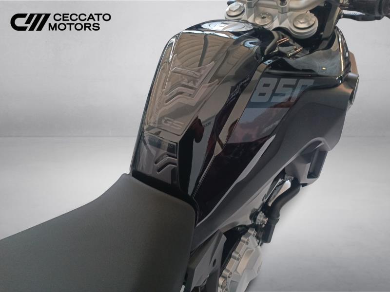 BMW F 850 GS Triple Black Abs