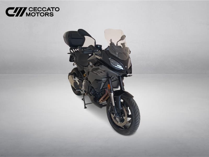 BMW F 900 XR Triple Black Abs