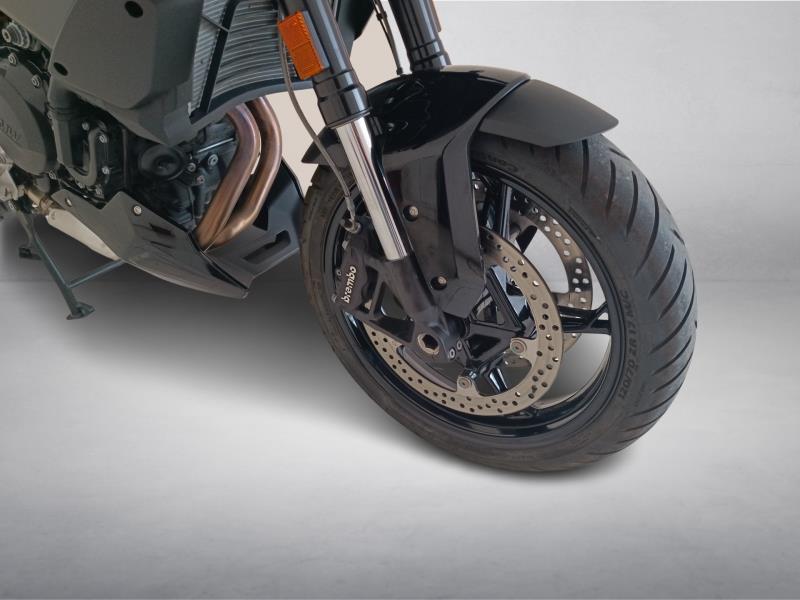 BMW F 900 XR Triple Black Abs