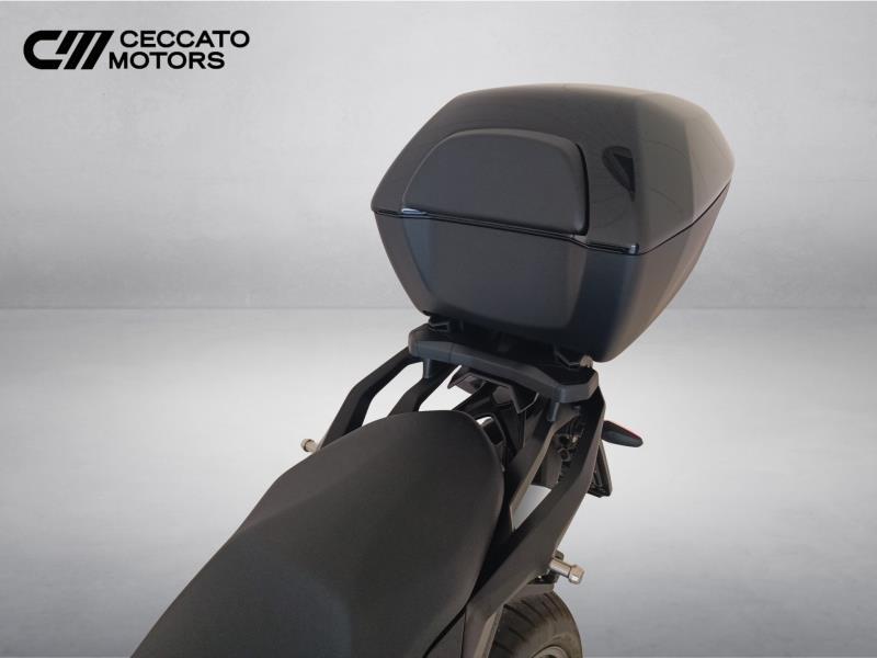 BMW F 900 XR Triple Black Abs