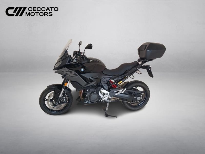 BMW F 900 XR Triple Black Abs