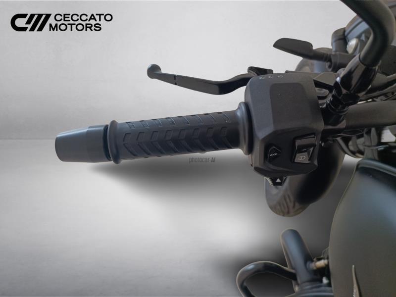 MOTO GUZZI V7 850 Stone Abs