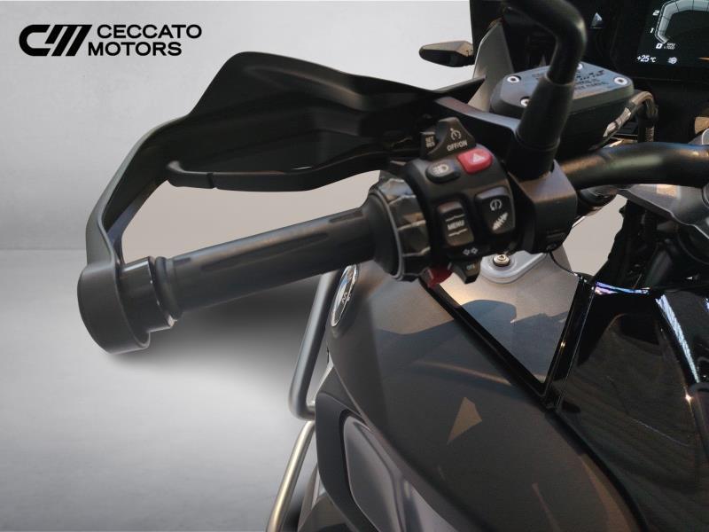 BMW R 1250 GS Adventure Triple Black Abs