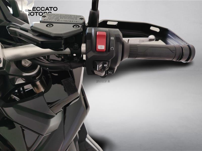 HONDA X-ADV 750 DCT Travel Abs
