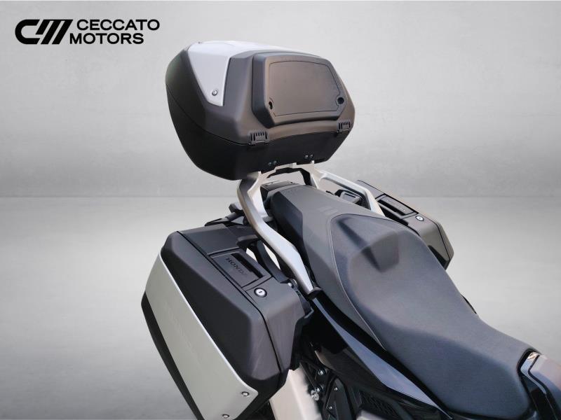 HONDA X-ADV 750 DCT Travel Abs