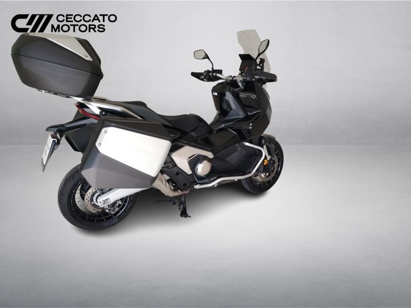 HONDA X-ADV 750 DCT Travel Abs