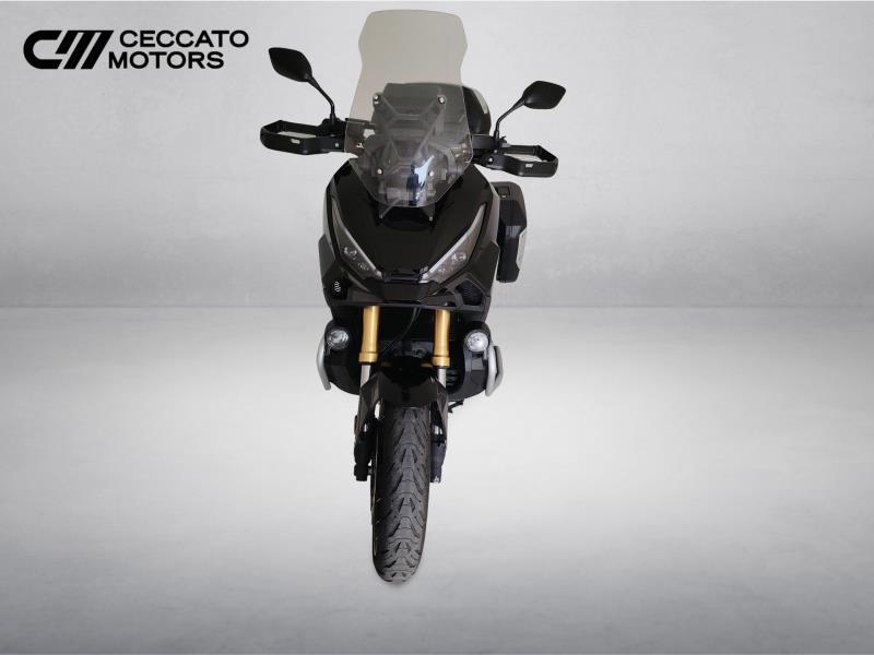 HONDA X-ADV 750 DCT Travel Abs