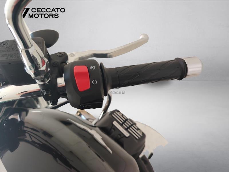 MOTO GUZZI V7 III 750 Special Abs