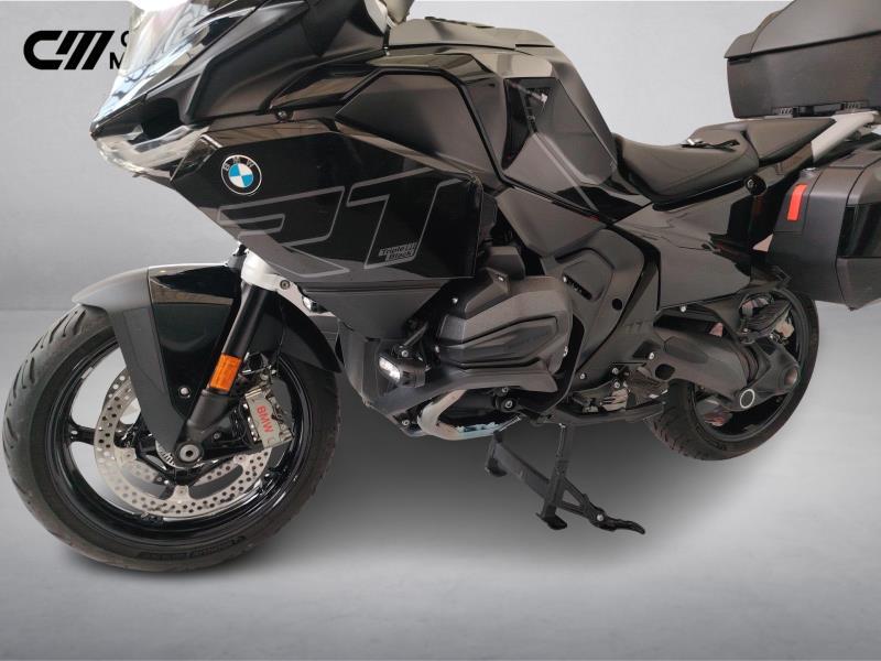 BMW R 1300 RT Triple Black Abs