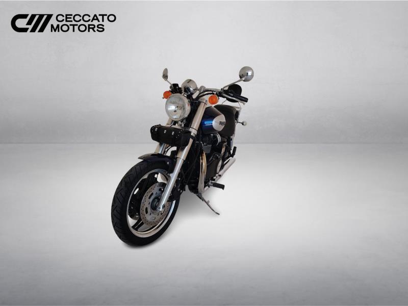 TRIUMPH Speedmaster 865 