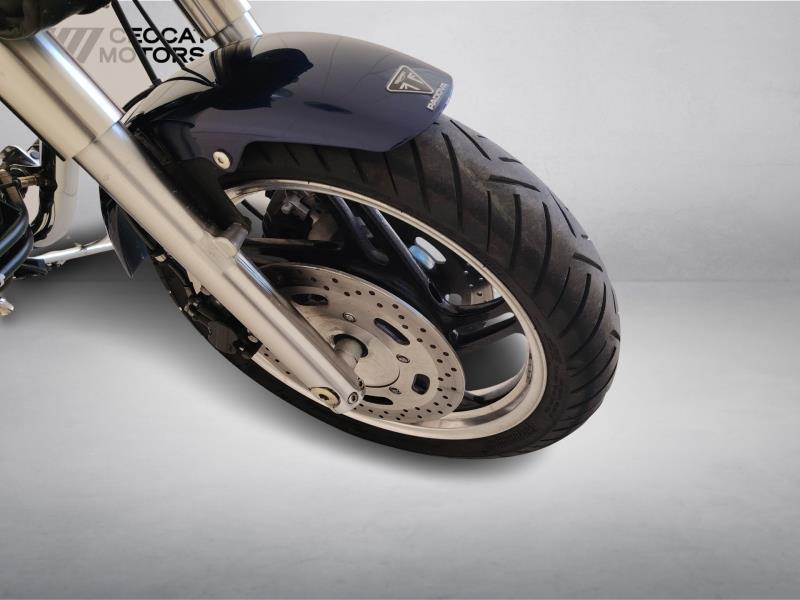 TRIUMPH Speedmaster 865 