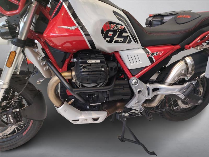 MOTO GUZZI V85 TT Evocative Graphics Abs