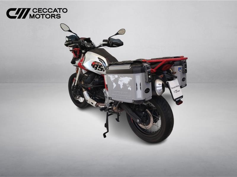 MOTO GUZZI V85 TT Evocative Graphics Abs