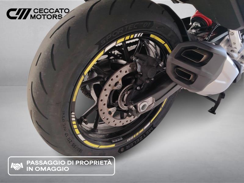 BMW F 900 R Exclusive Abs
