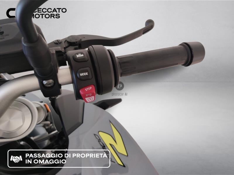 BMW F 900 R Exclusive Abs