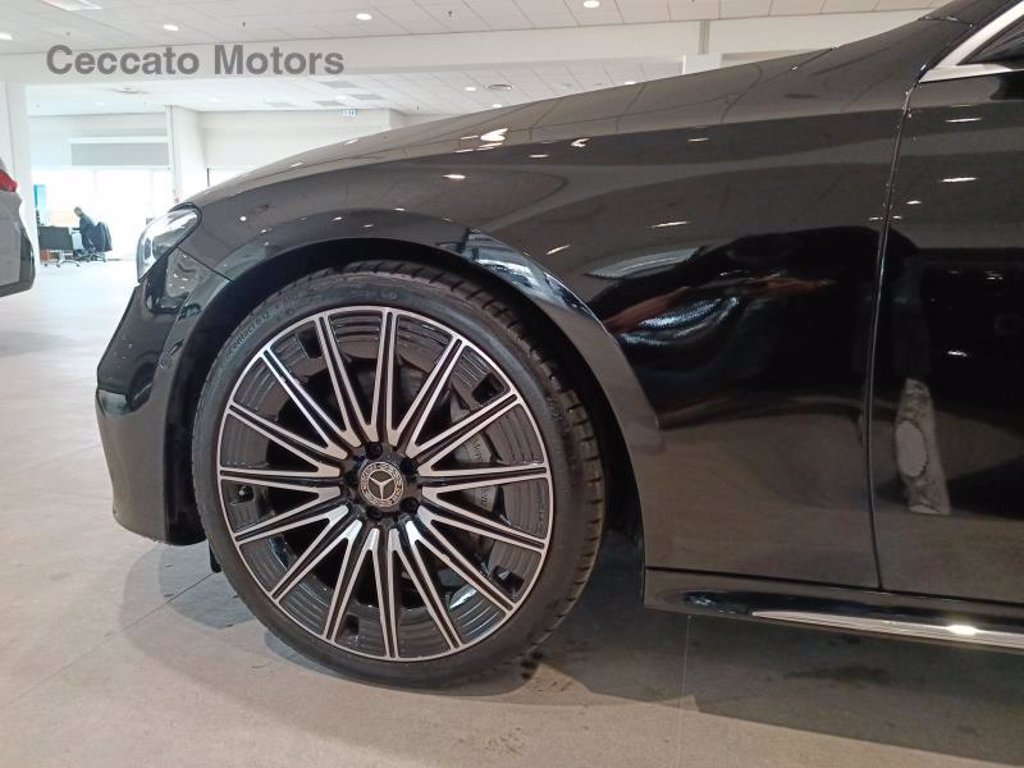 MERCEDES E 220 d amg line premium plus auto